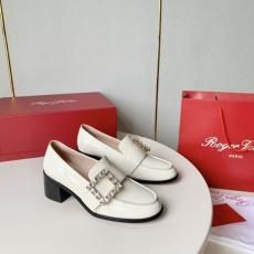 Roger Vivier Leather Shoes